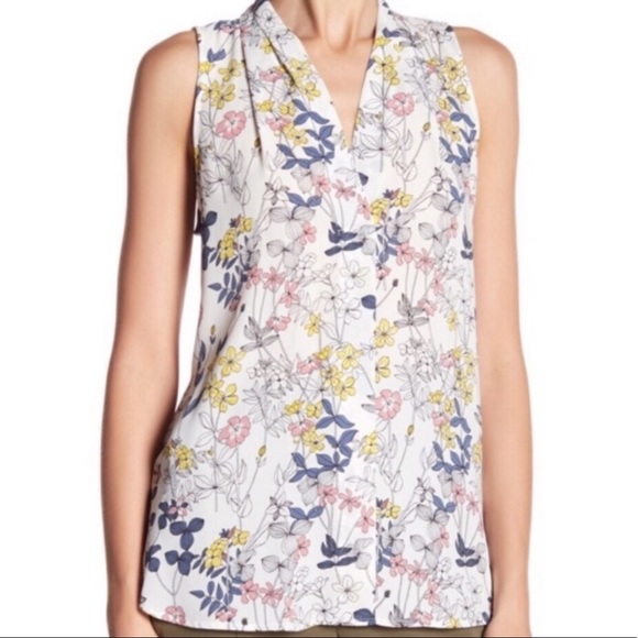 Vince Camuto Tops - 1 Left Vince Camuto Sleeveless Floral Blouse White